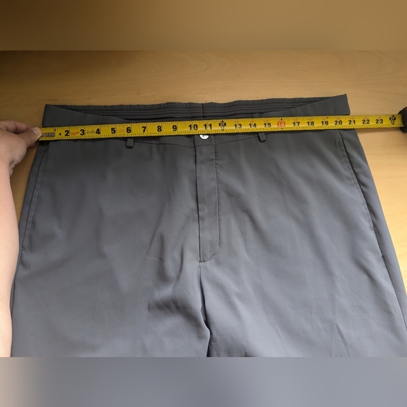 NIKE TIGER WOODS Platinum Men Golf Pants Size 40x32 Gray Color With Pockets - Picture 13 of 15